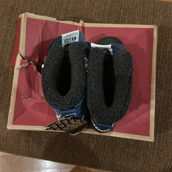 VANS unisex MTE Standard Snow Boot - Picture 10 of 16